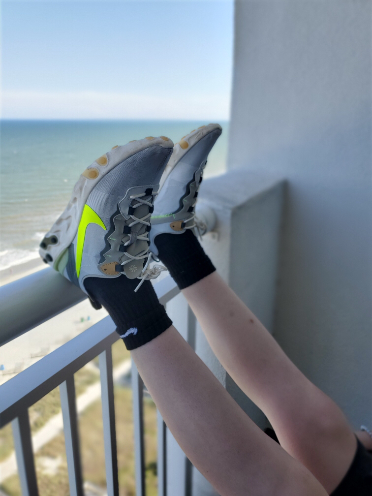 nike react black volt