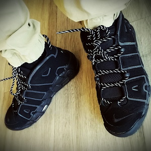 nike air max uptempo triple black