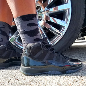 air jordan 11 cap and gown on feet