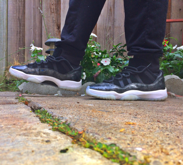 Air Jordan 11 Low Barons